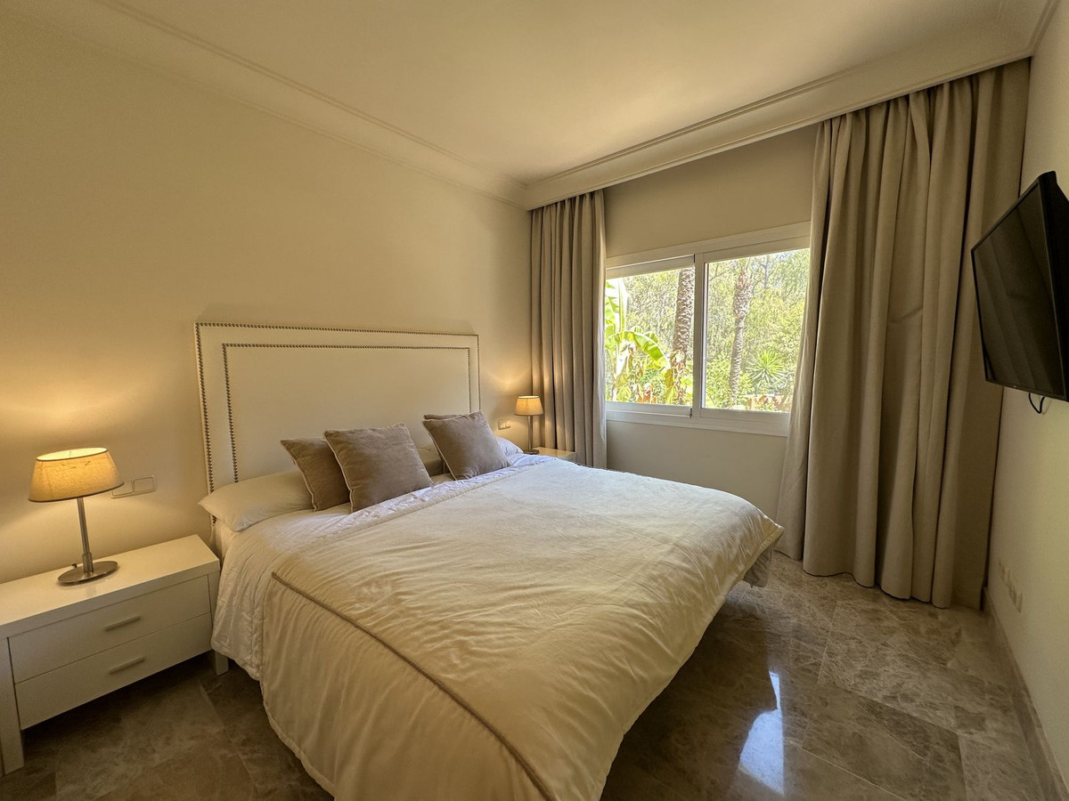 3 Bed Apartment for sale in Nueva Andalucía Costa Del Sol, Málaga, Spain