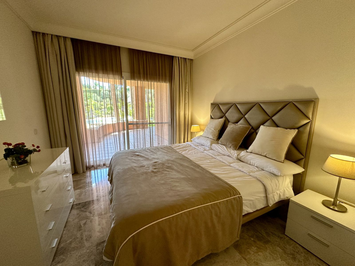 3 Bed Apartment for sale in Nueva Andalucía Costa Del Sol, Málaga, Spain