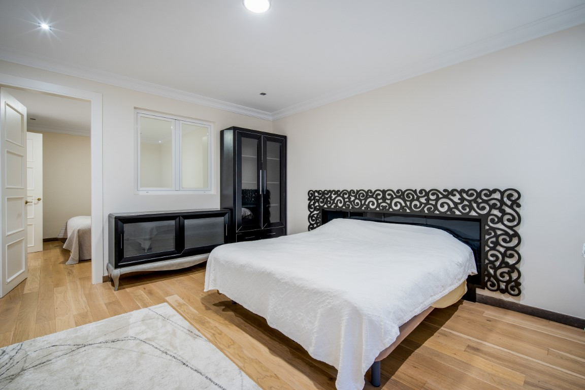 4 Bed Townhouse for sale in The Golden Mile Costa Del Sol, Málaga, Spain