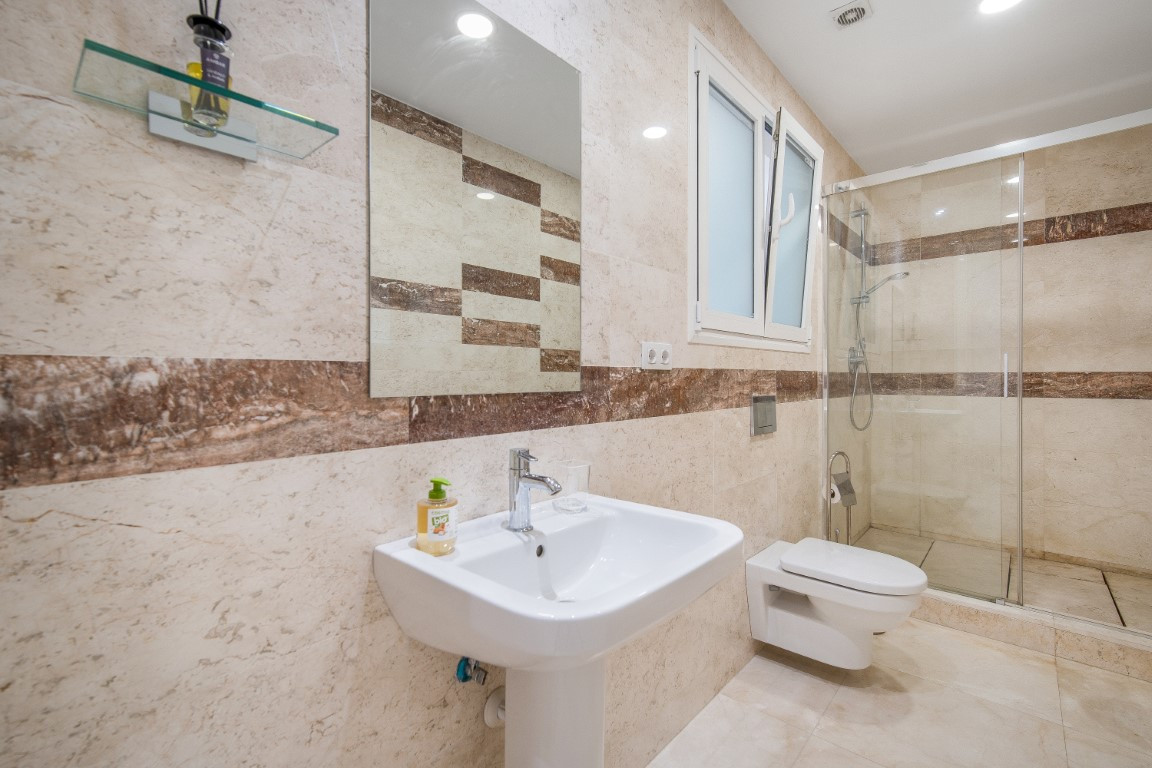4 Bed Townhouse for sale in The Golden Mile Costa Del Sol, Málaga, Spain