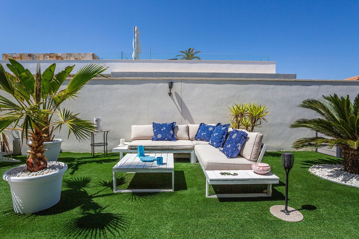 Se vende Villa - Chalet de 3 dormitorios en Costa Blanca, Alicante, España