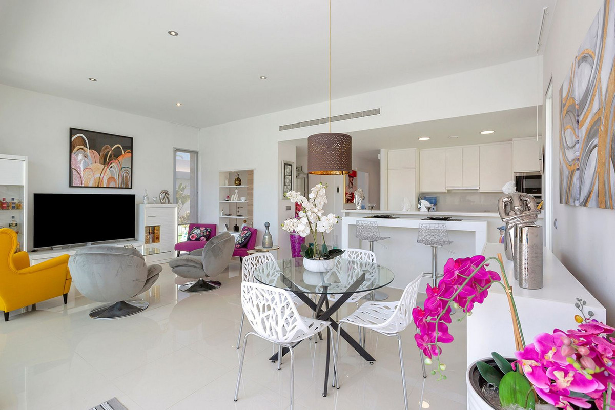 Se vende Villa - Chalet de 3 dormitorios en Costa Blanca, Alicante, España
