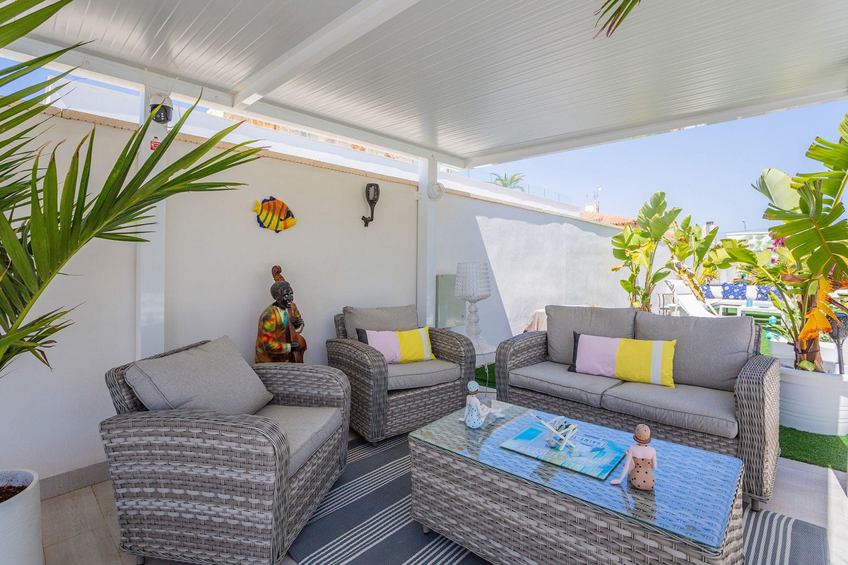 Se vende Villa - Chalet de 3 dormitorios en Costa Blanca, Alicante, España