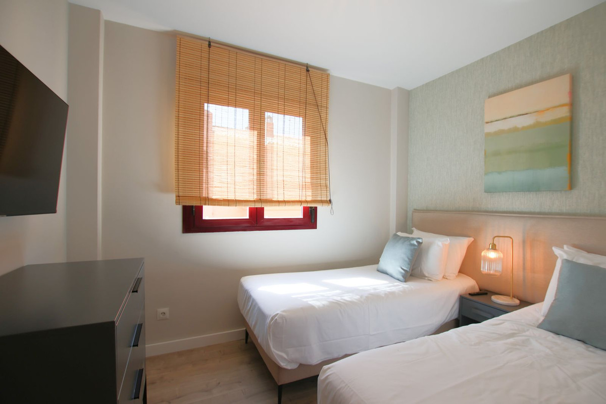3 Bed Apartment for sale in Benahavís Costa Del Sol, Málaga, Spain