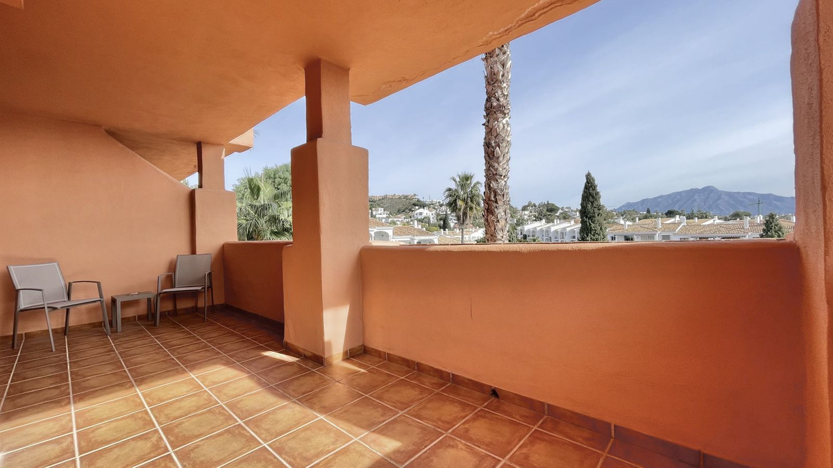3 Bed Apartment for sale in Benahavís Costa Del Sol, Málaga, Spain