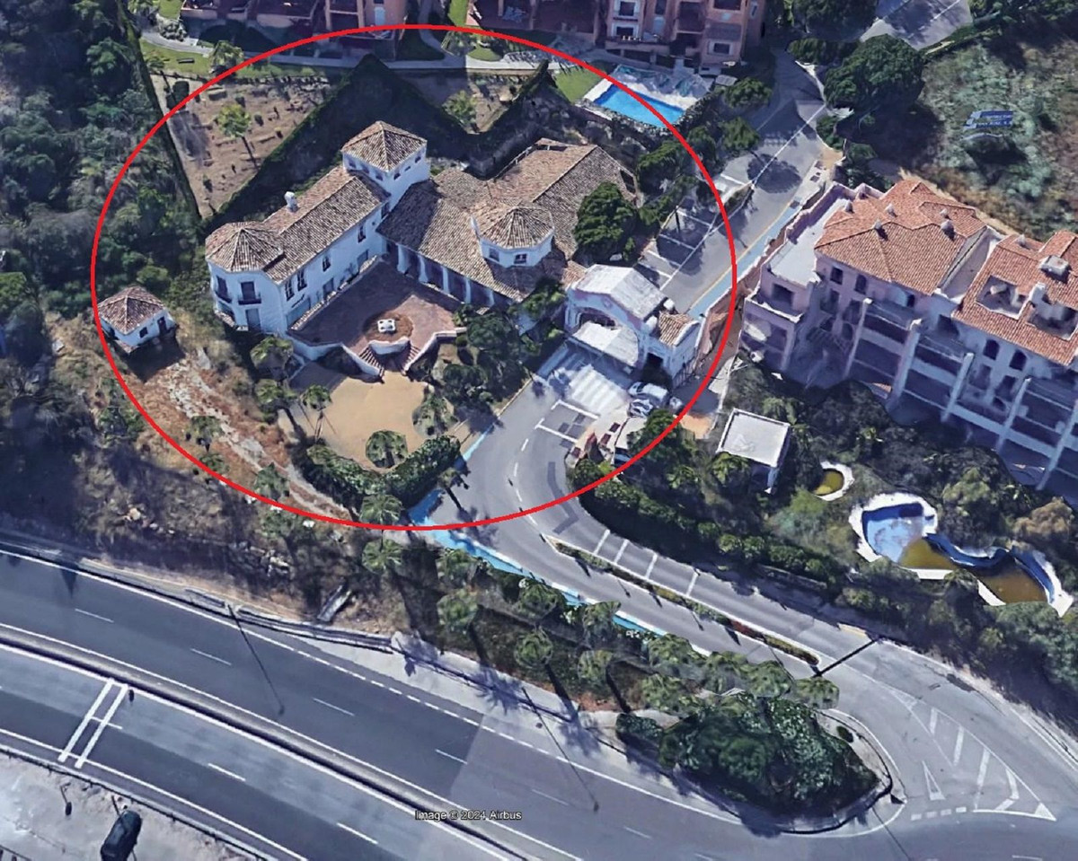 Se vende Edificio comercial  en Costa Del Sol, Málaga, España
