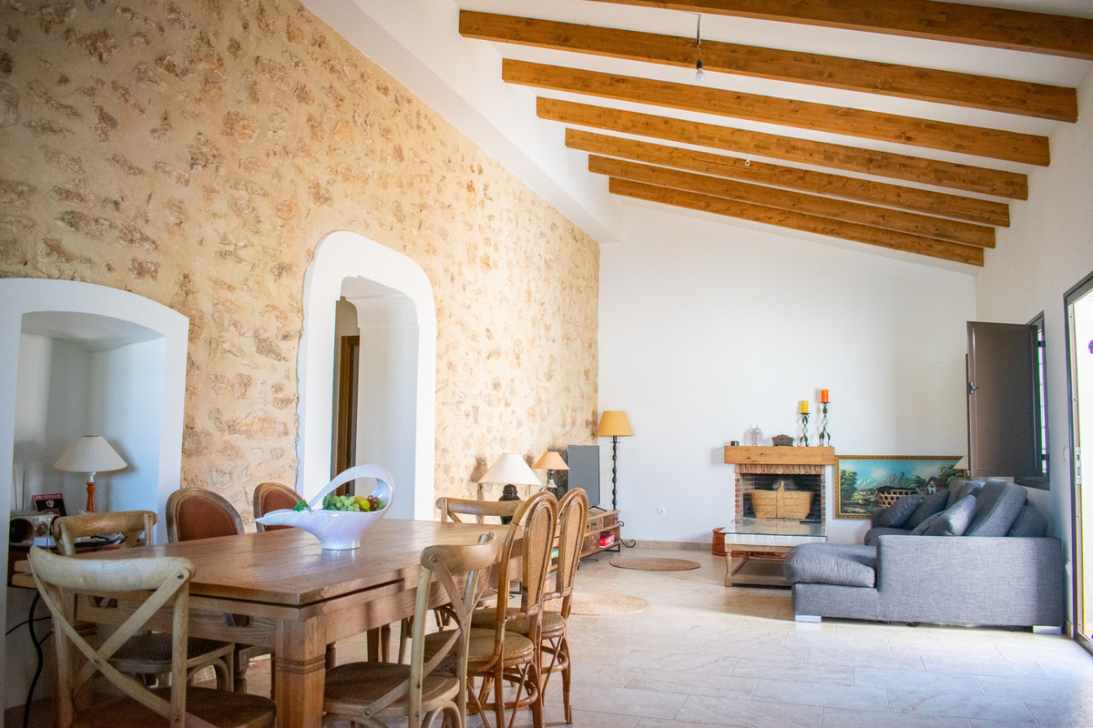 Se vende Villa - Chalet de 3 dormitorios en Costa Blanca, Alicante, España