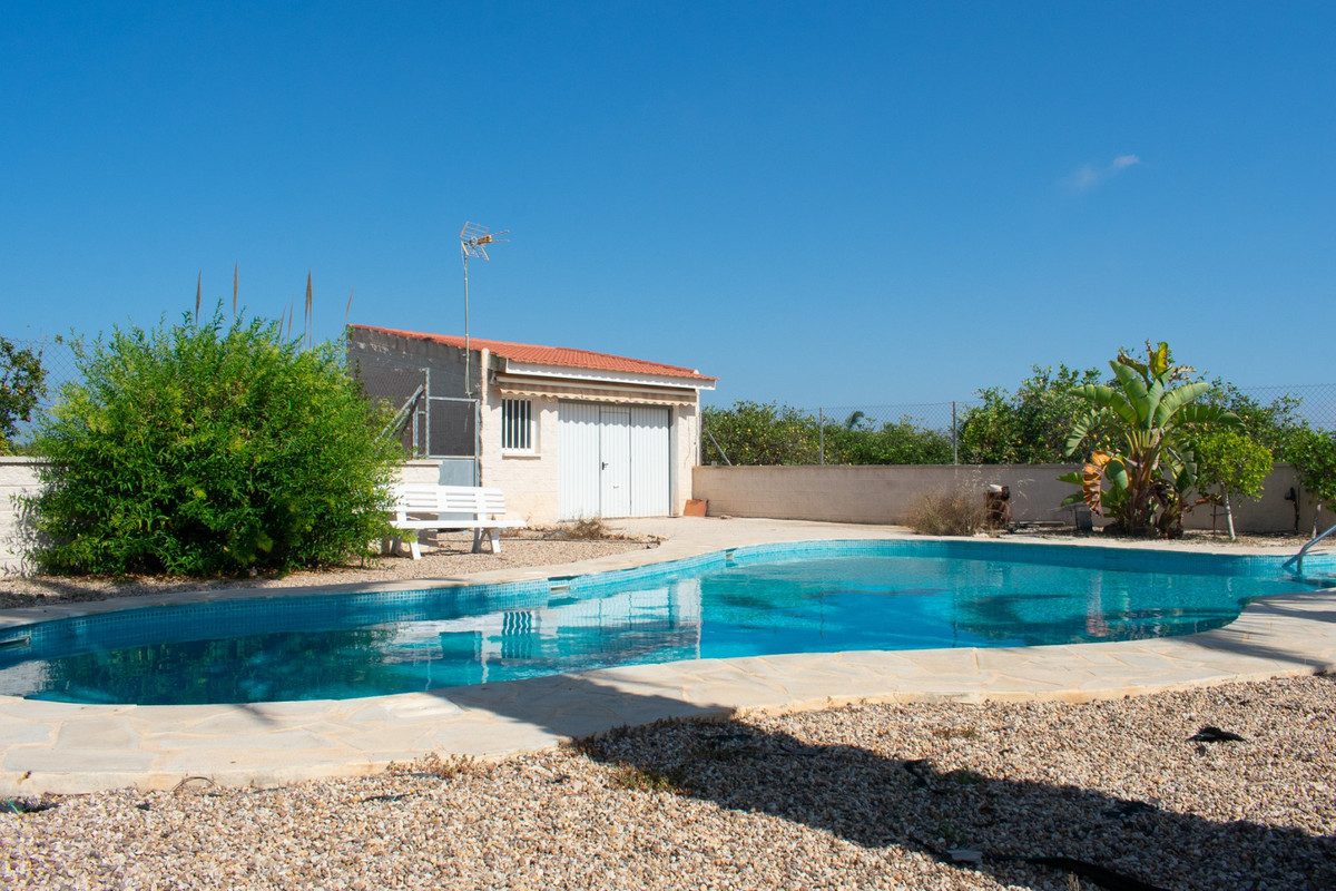 Se vende Villa - Chalet de 3 dormitorios en Costa Blanca, Alicante, España