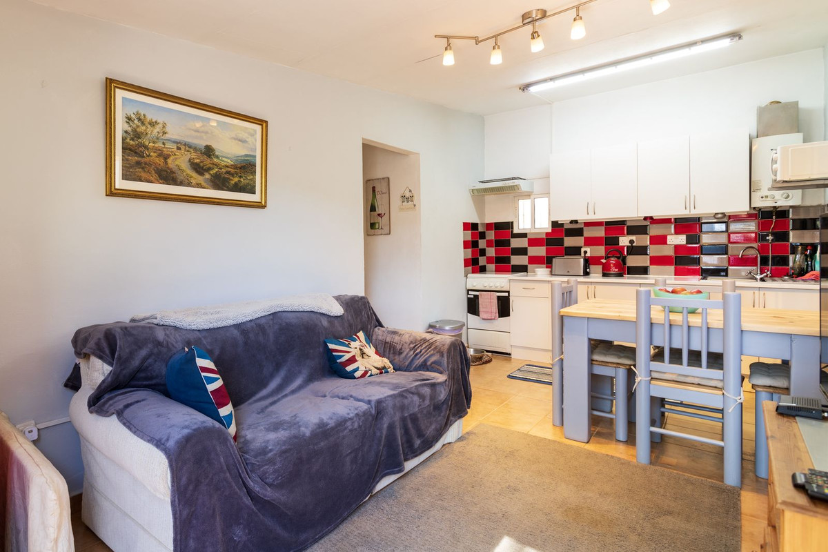 Se vende Finca - Cortijo de 4 dormitorios en Costa Del Sol, Málaga, España