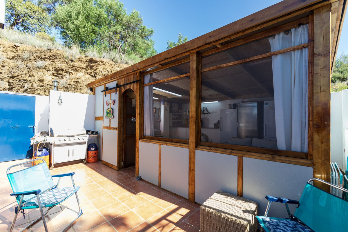 Se vende Finca - Cortijo de 4 dormitorios en Costa Del Sol, Málaga, España