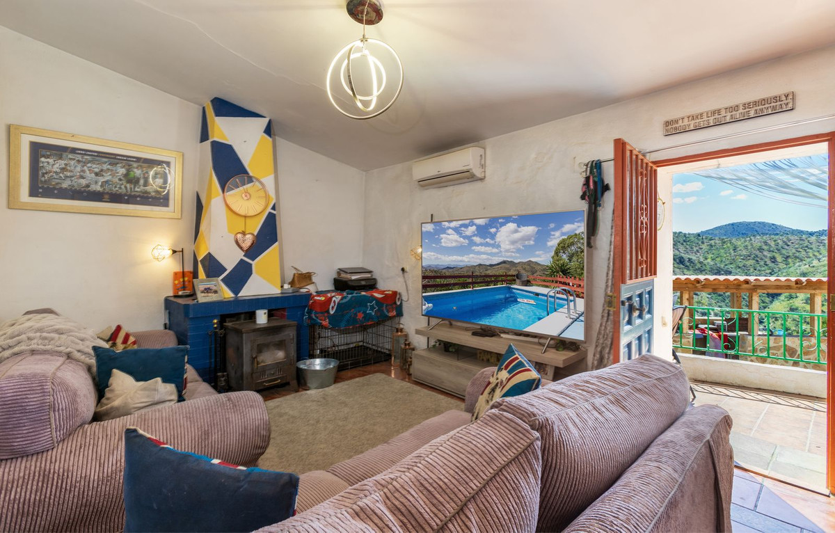Se vende Finca - Cortijo de 4 dormitorios en Costa Del Sol, Málaga, España