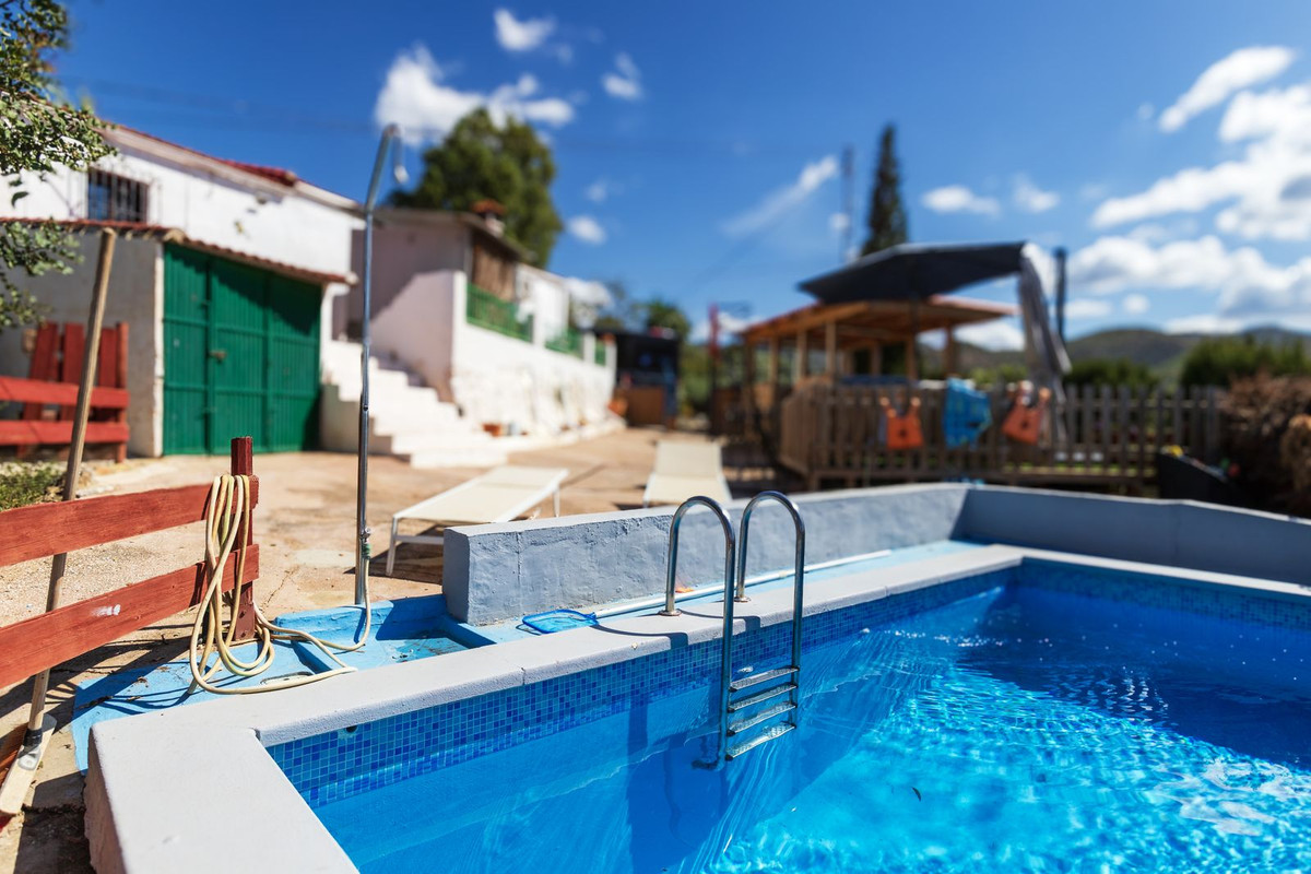 Se vende Finca - Cortijo de 4 dormitorios en Costa Del Sol, Málaga, España