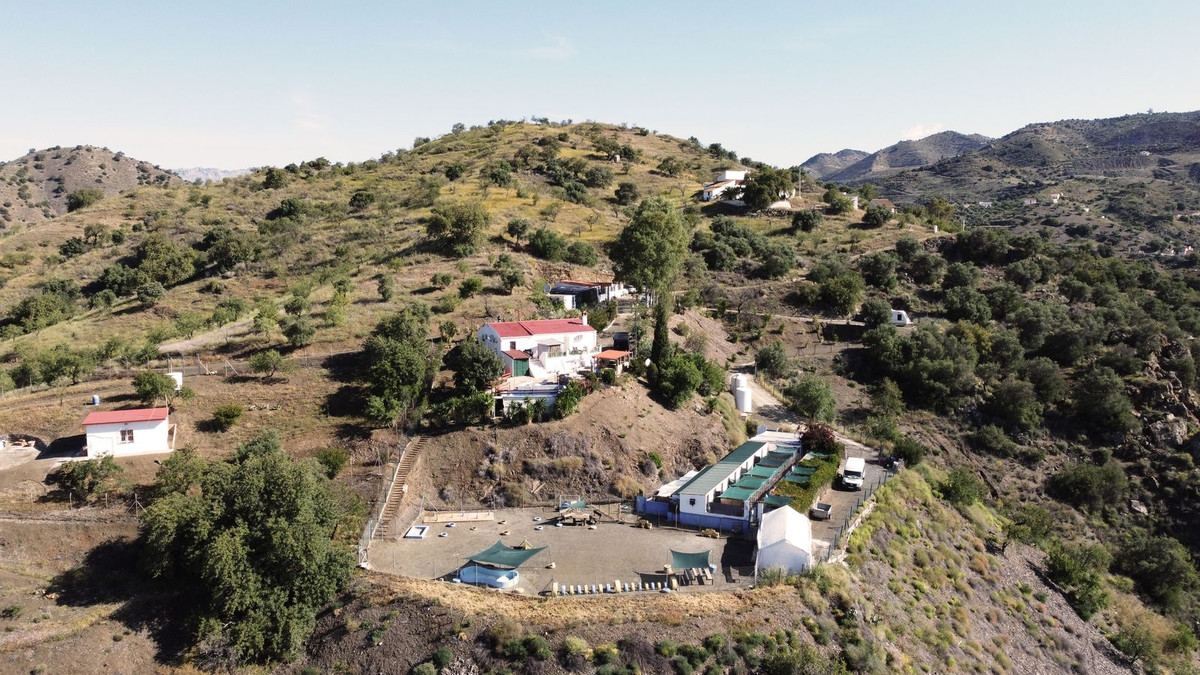 Se vende Finca - Cortijo de 4 dormitorios en Costa Del Sol, Málaga, España