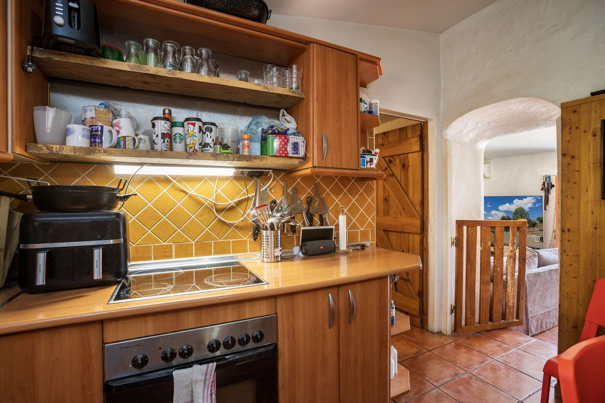 Se vende Finca - Cortijo de 4 dormitorios en Costa Del Sol, Málaga, España