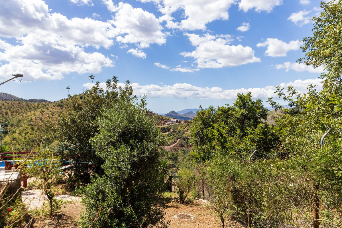 Se vende Finca - Cortijo de 4 dormitorios en Costa Del Sol, Málaga, España
