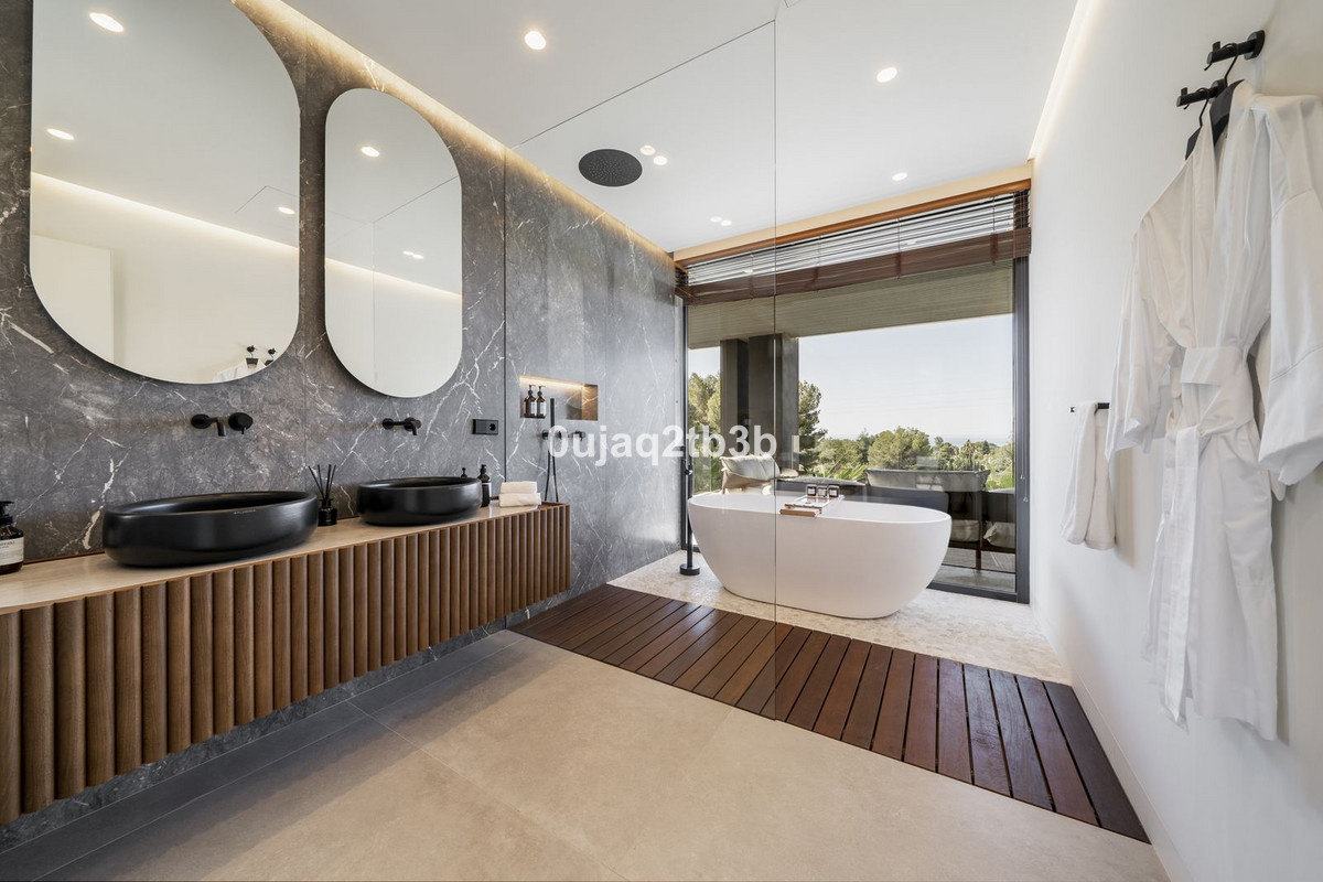 4 Bed Townhouse for sale in Nagüeles Costa Del Sol, Málaga, Spain