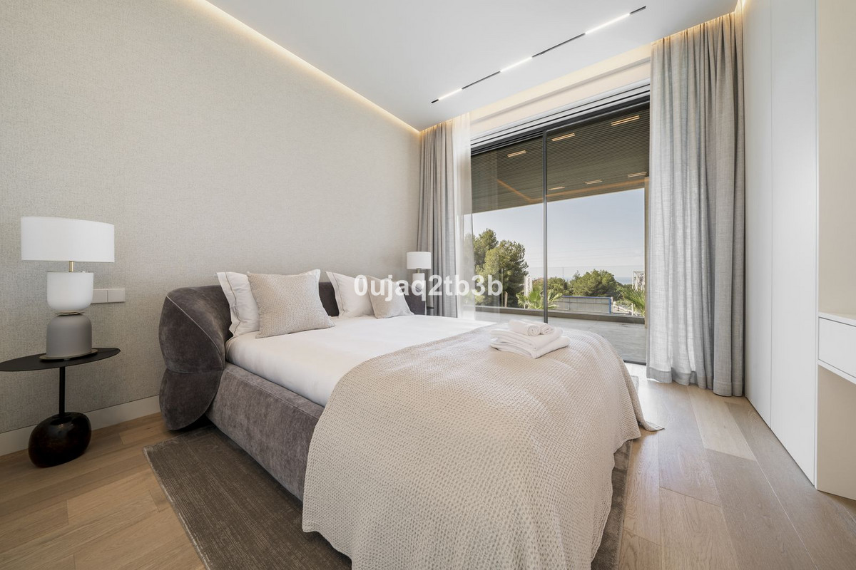 4 Bed Townhouse for sale in Nagüeles Costa Del Sol, Málaga, Spain