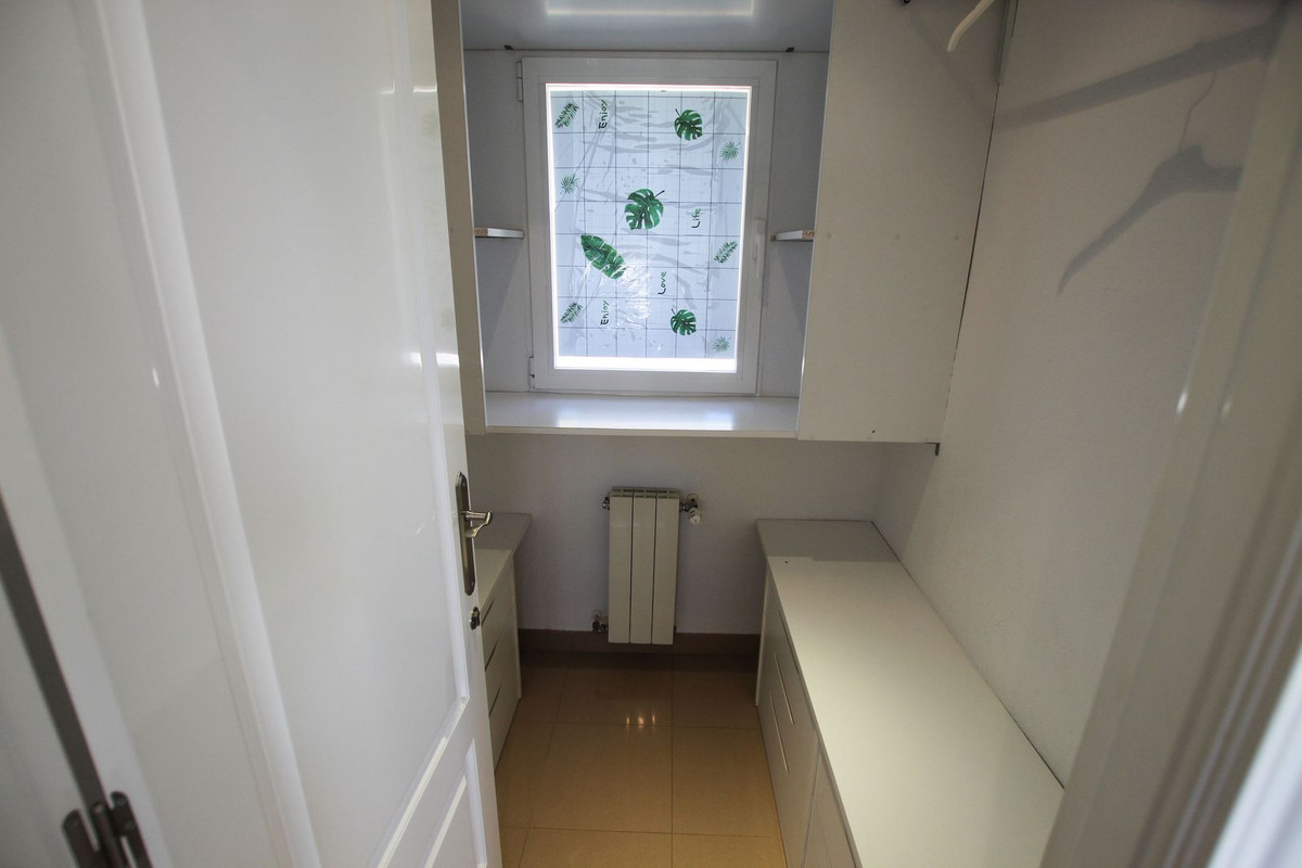 6 Bed Townhouse for sale in Calpe Costa Blanca, Alicante, Spain