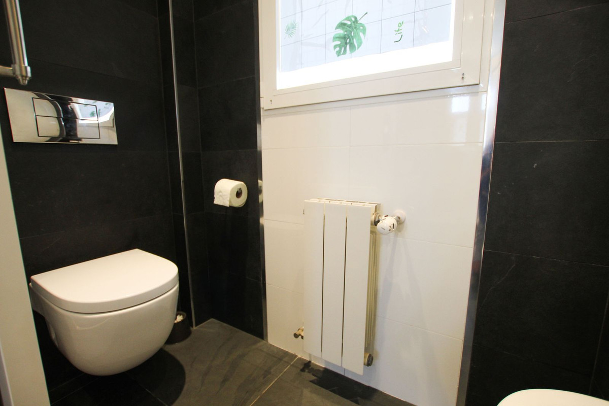 6 Bed Townhouse for sale in Calpe Costa Blanca, Alicante, Spain