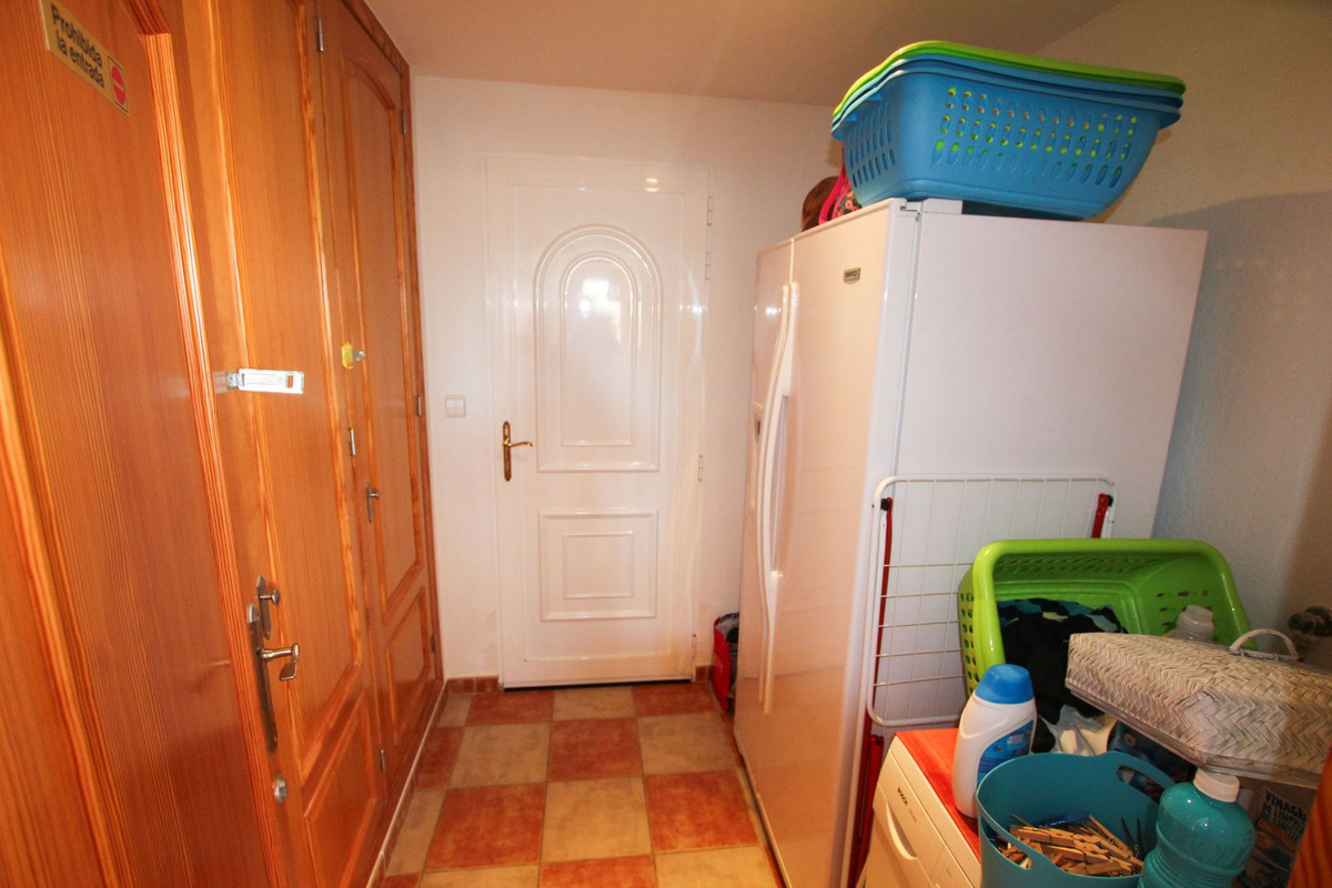 6 Bed Townhouse for sale in Calpe Costa Blanca, Alicante, Spain
