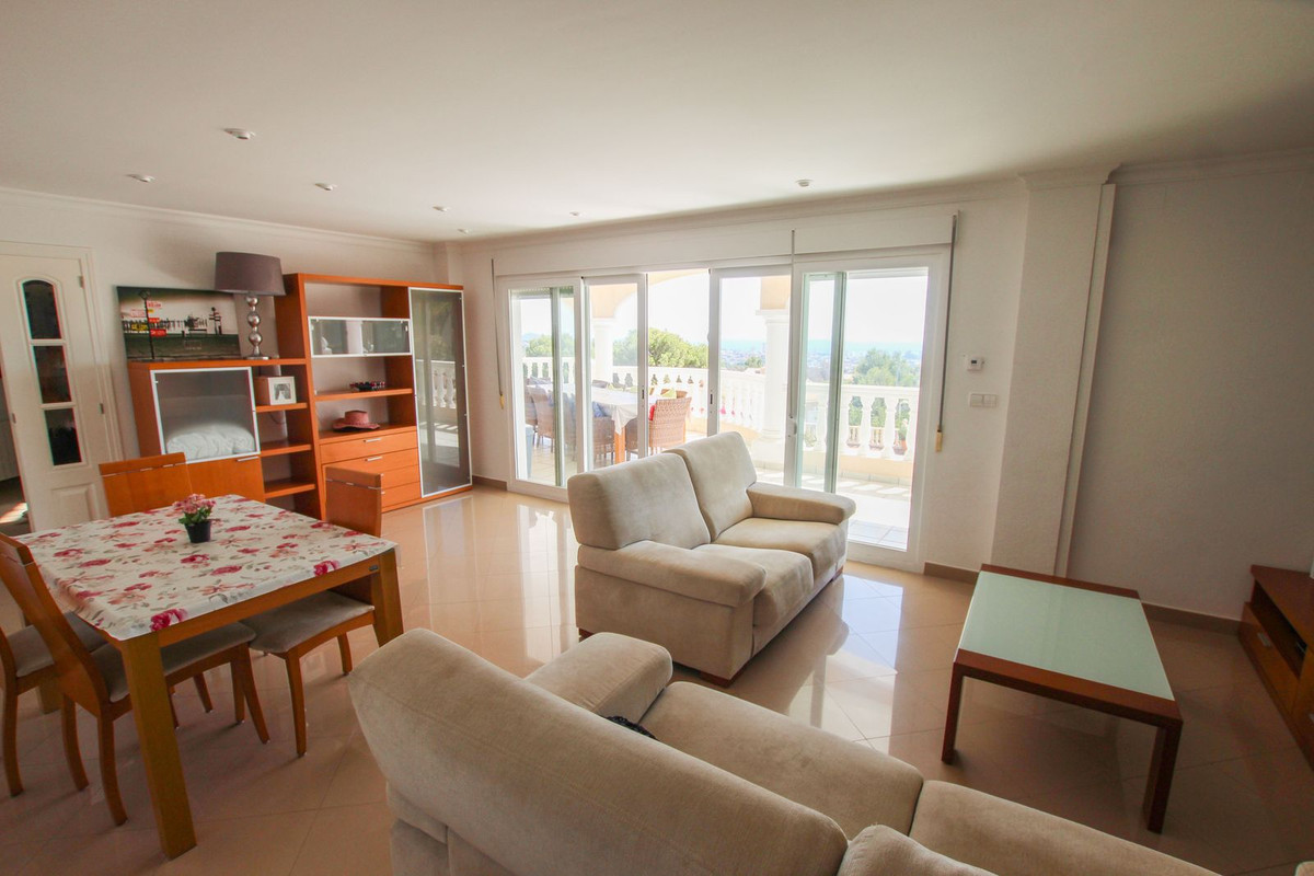 6 Bed Townhouse for sale in Calpe Costa Blanca, Alicante, Spain