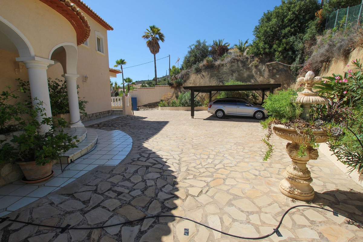 6 Bed Townhouse for sale in Calpe Costa Blanca, Alicante, Spain