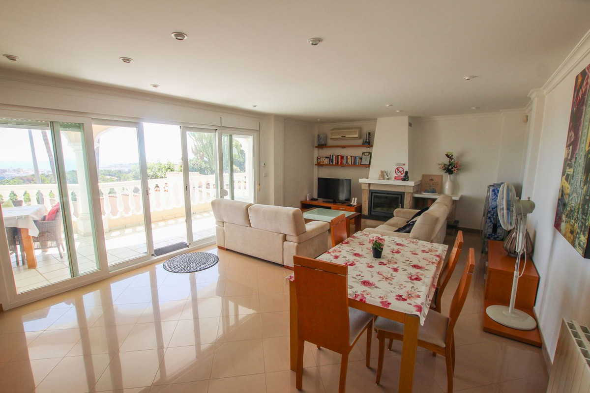 6 Bed Townhouse for sale in Calpe Costa Blanca, Alicante, Spain