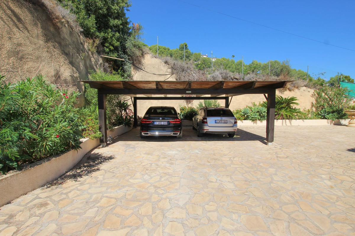 6 Bed Townhouse for sale in Calpe Costa Blanca, Alicante, Spain