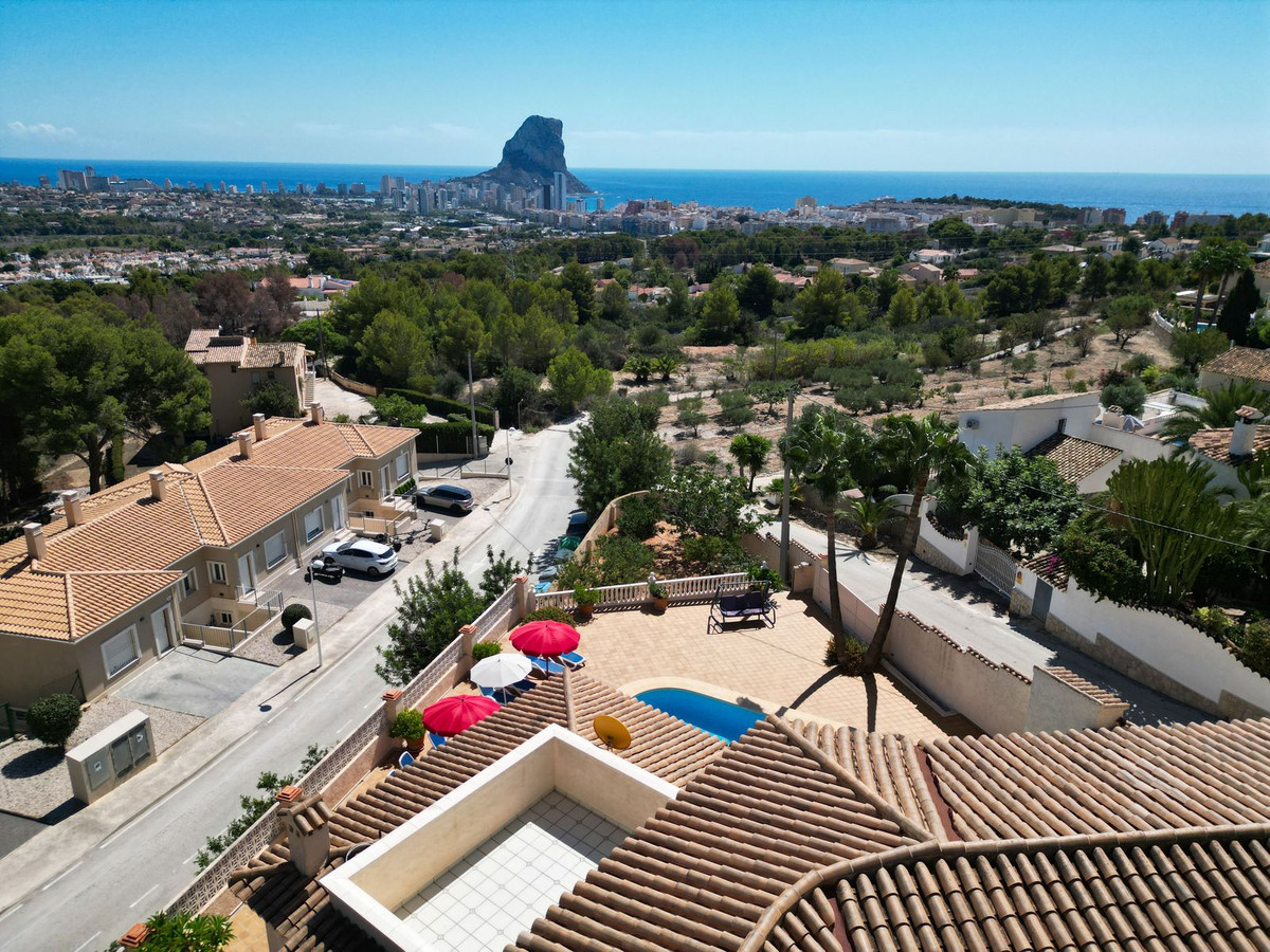 6 Bed Townhouse for sale in Calpe Costa Blanca, Alicante, Spain