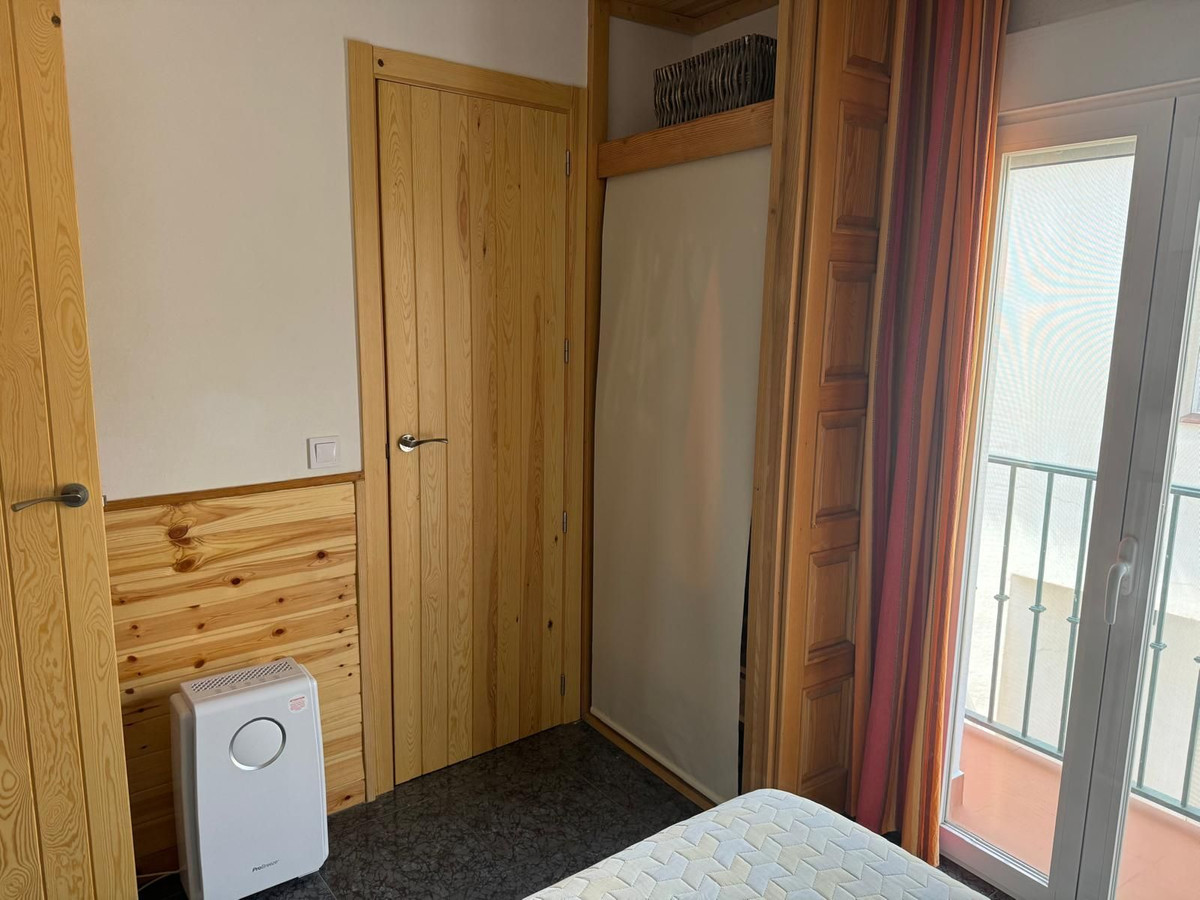 5 Bed Apartment for sale in Istán Costa Del Sol, Málaga, Spain