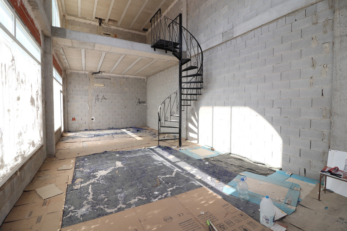 Commercial unit for sale in Benimar Costa Blanca, Alicante, Spain