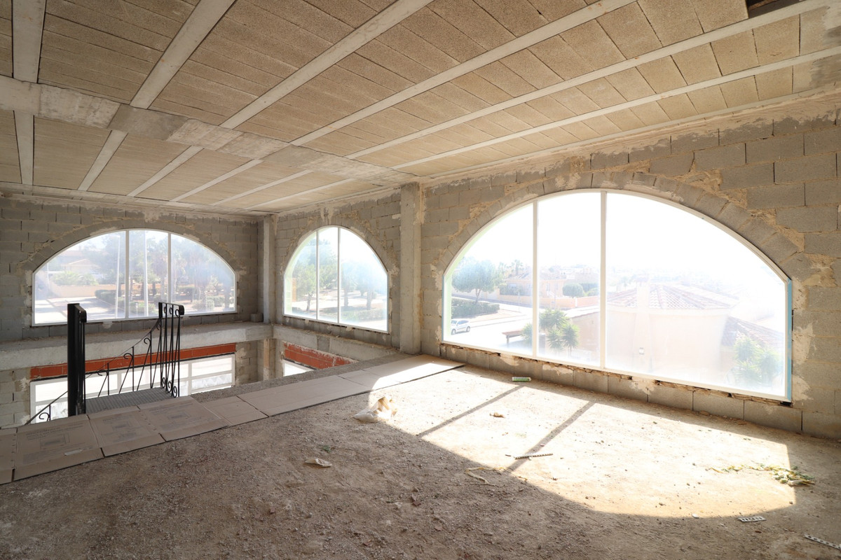 Commercial unit for sale in Benimar Costa Blanca, Alicante, Spain