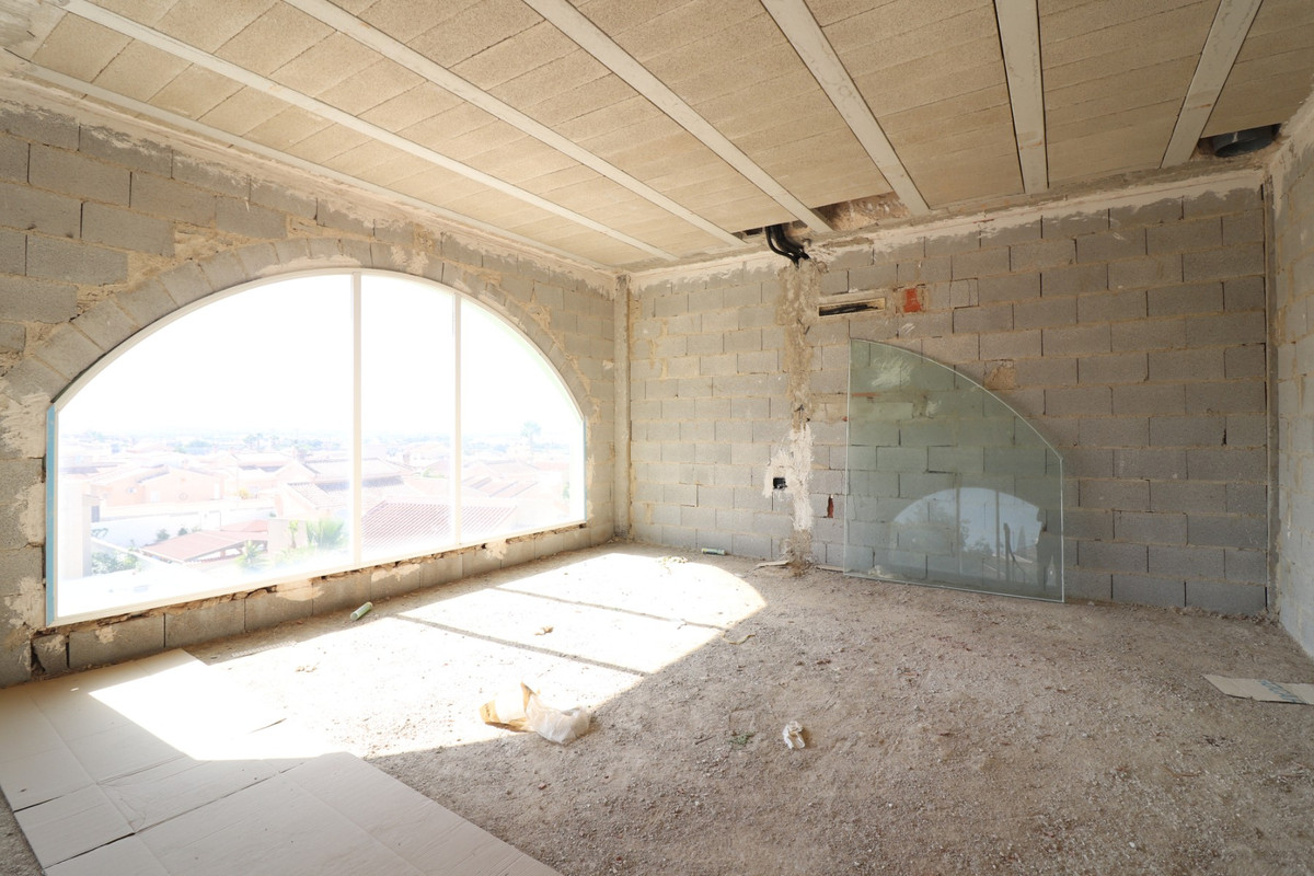 Commercial unit for sale in Benimar Costa Blanca, Alicante, Spain