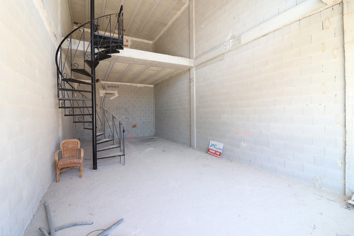Commercial unit for sale in Benimar Costa Blanca, Alicante, Spain