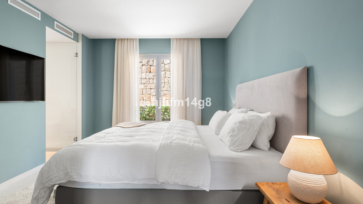 3 Bed Apartment for sale in Nueva Andalucía Costa Del Sol, Málaga, Spain