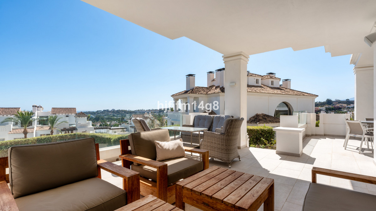 3 Bed Apartment for sale in Nueva Andalucía Costa Del Sol, Málaga, Spain