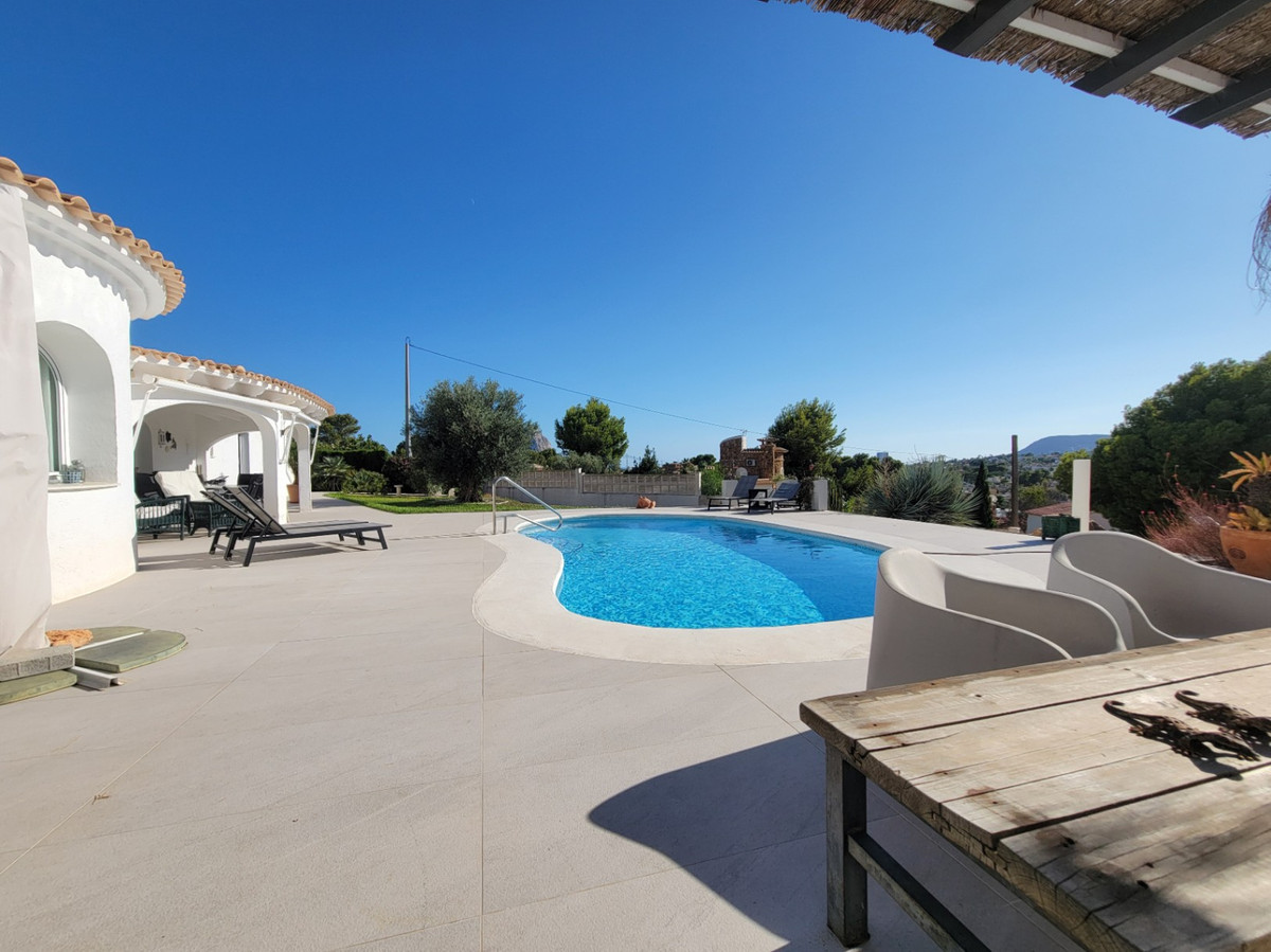 3 Bed Townhouse for sale in Calpe Costa Blanca, Alicante, Spain