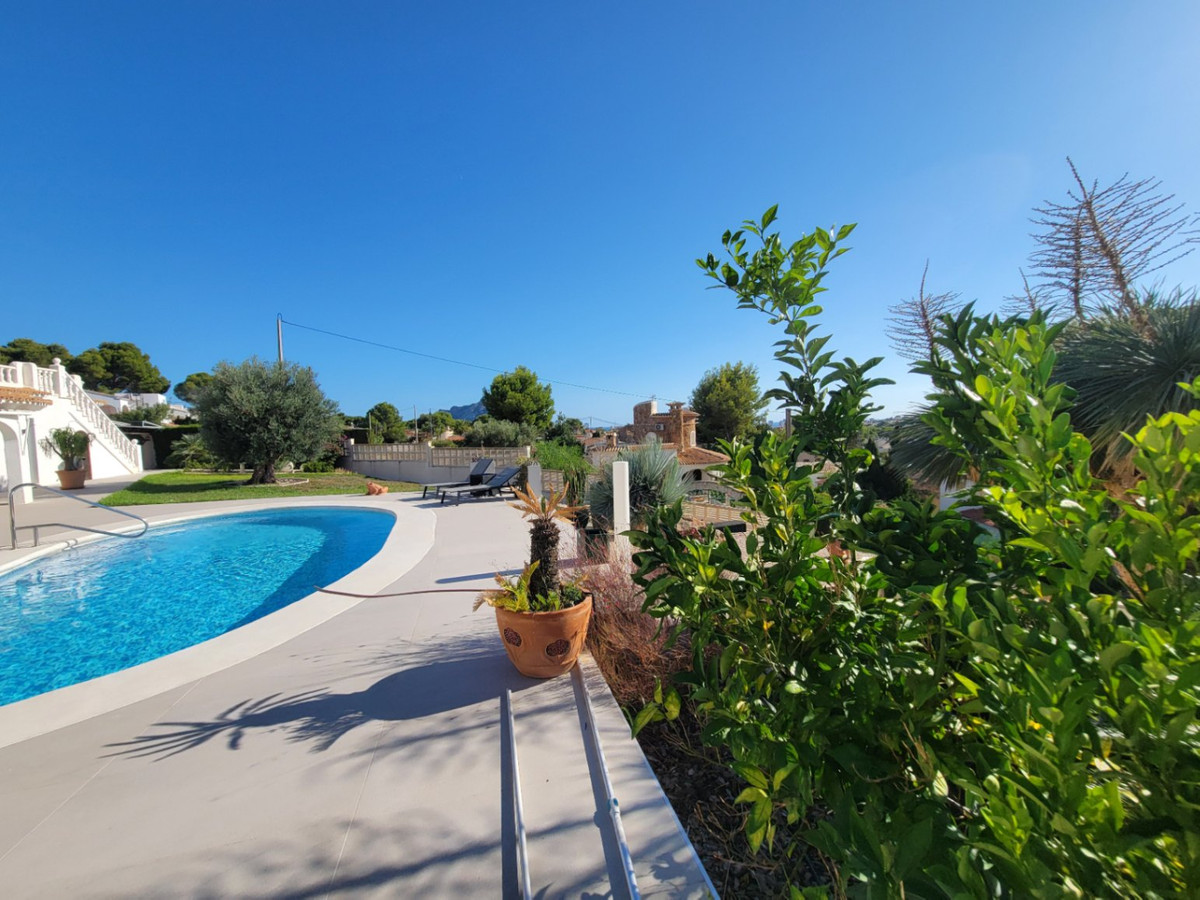 3 Bed Townhouse for sale in Calpe Costa Blanca, Alicante, Spain
