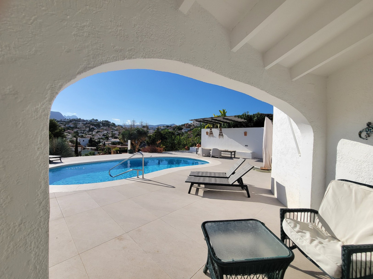 3 Bed Townhouse for sale in Calpe Costa Blanca, Alicante, Spain