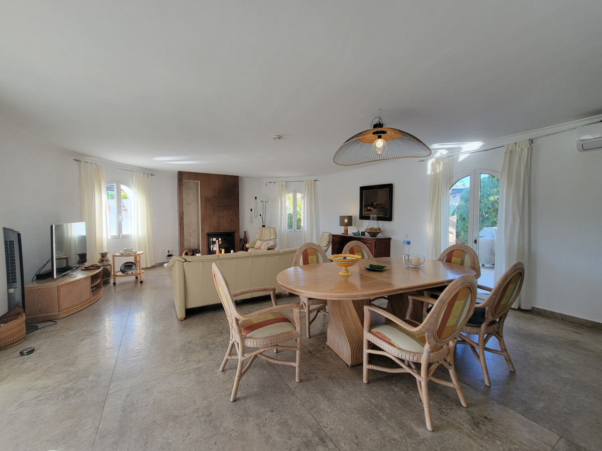 3 Bed Townhouse for sale in Calpe Costa Blanca, Alicante, Spain