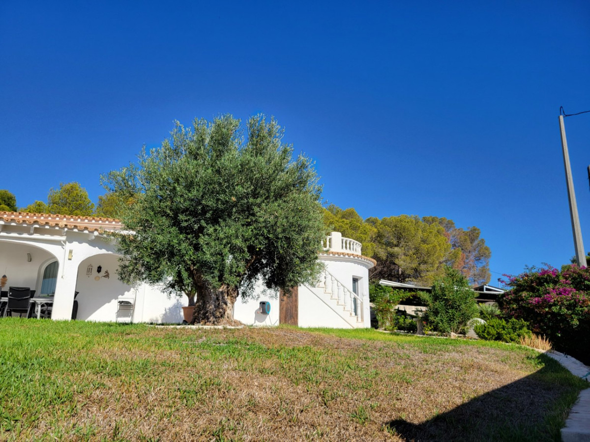 3 Bed Townhouse for sale in Calpe Costa Blanca, Alicante, Spain