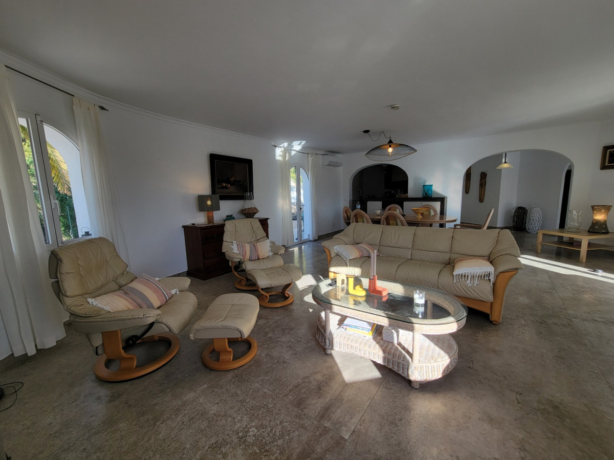 3 Bed Townhouse for sale in Calpe Costa Blanca, Alicante, Spain