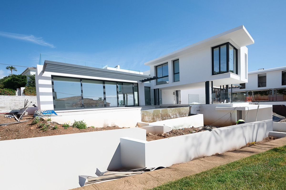 4 Bed Townhouse for sale in El Chaparral Costa Del Sol, Málaga, Spain