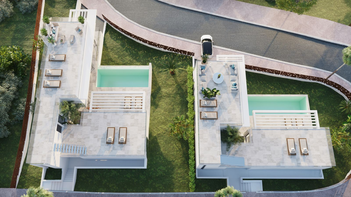 4 Bed Townhouse for sale in El Chaparral Costa Del Sol, Málaga, Spain