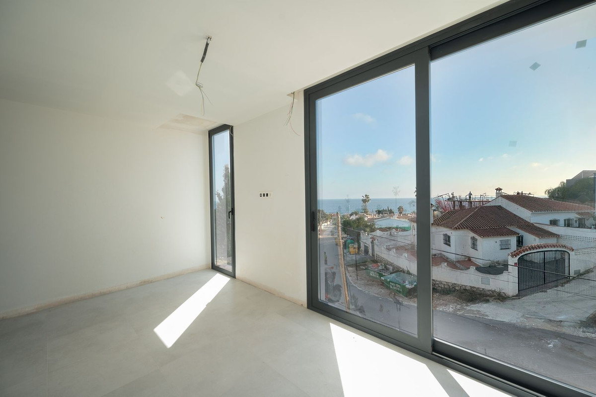 4 Bed Townhouse for sale in El Chaparral Costa Del Sol, Málaga, Spain