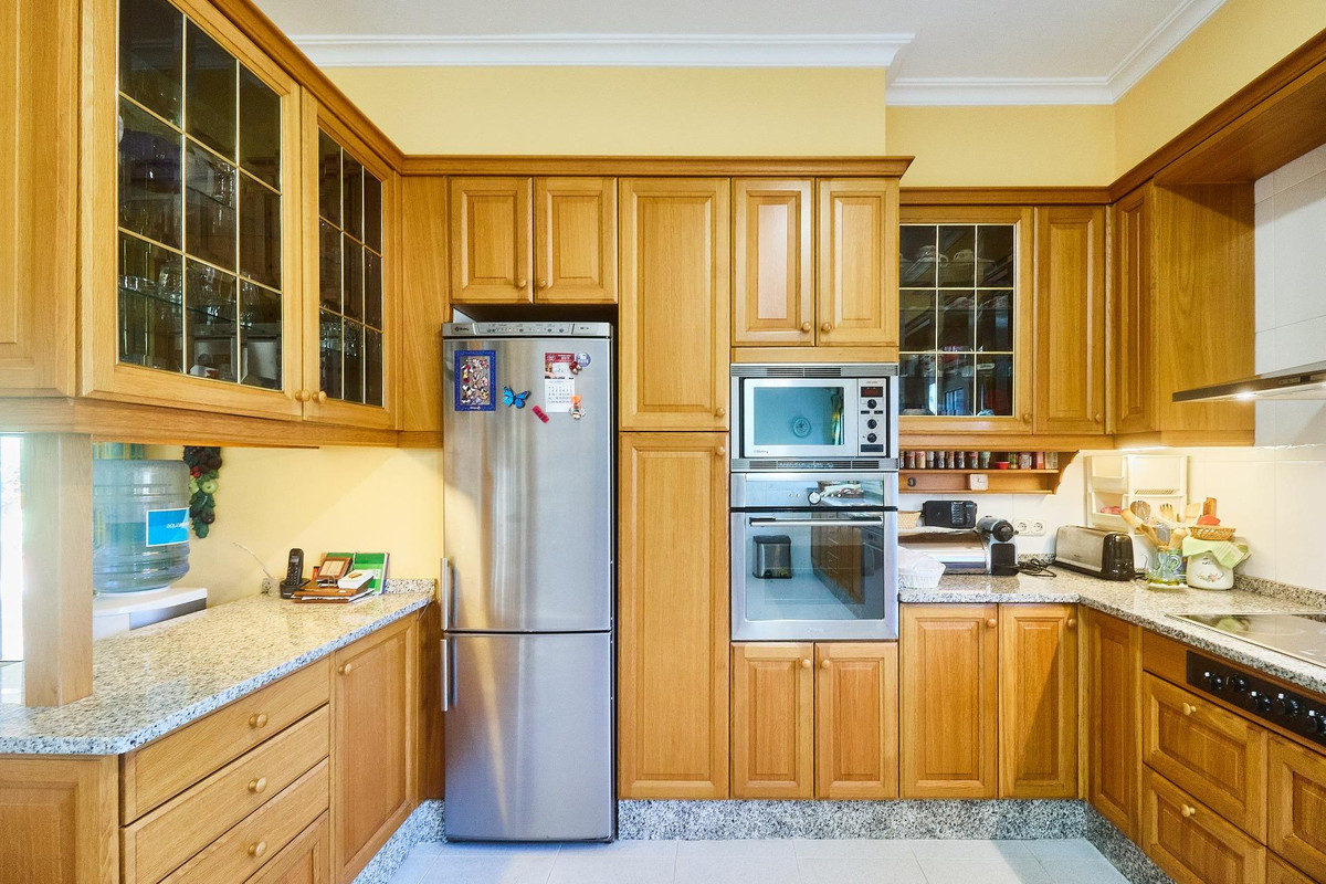 Se vende Villa - Chalet de 4 dormitorios en Costa Del Sol, Málaga, España