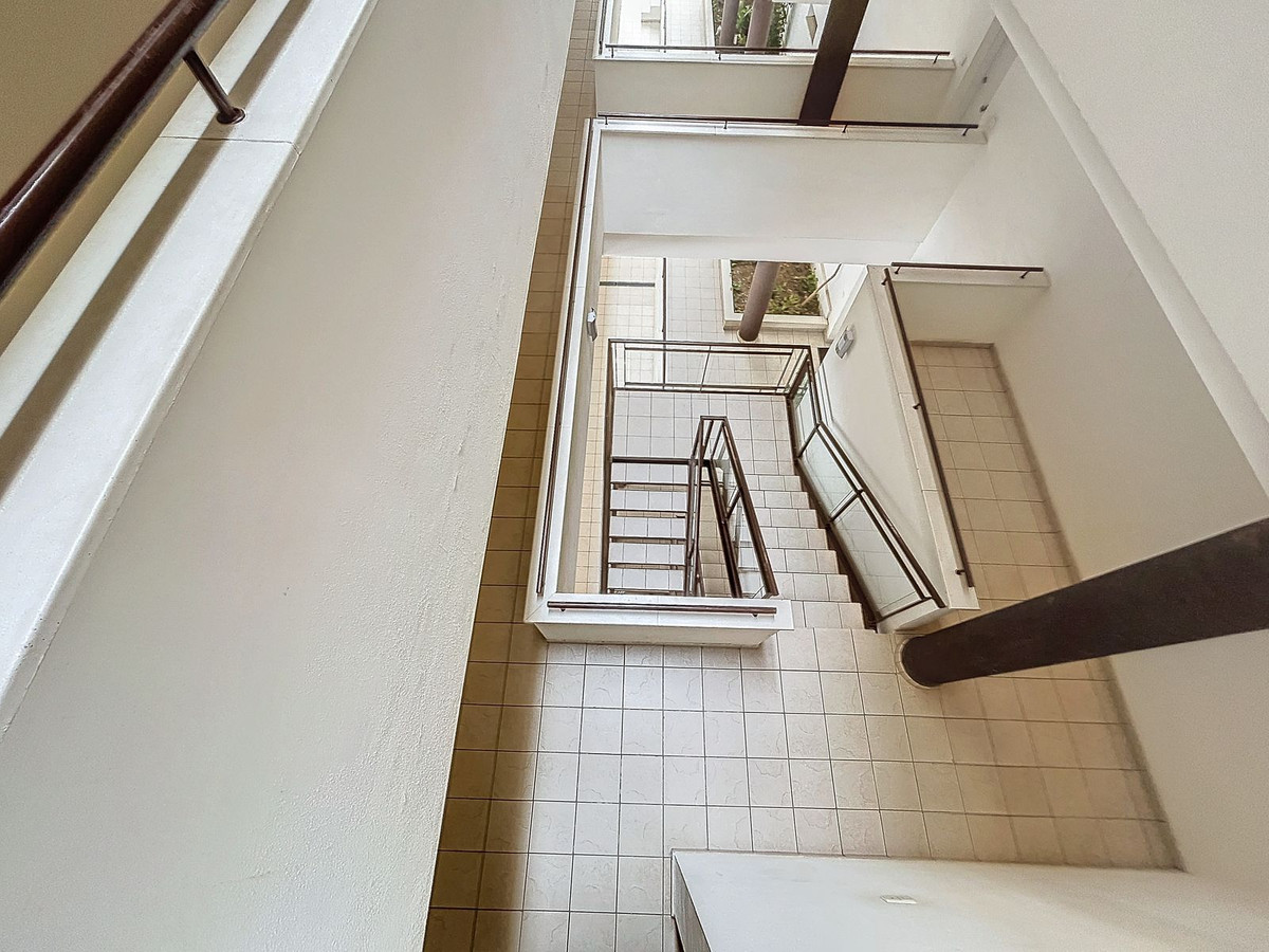 3 Bed Apartment for sale in Estepona Costa Del Sol, Málaga, Spain