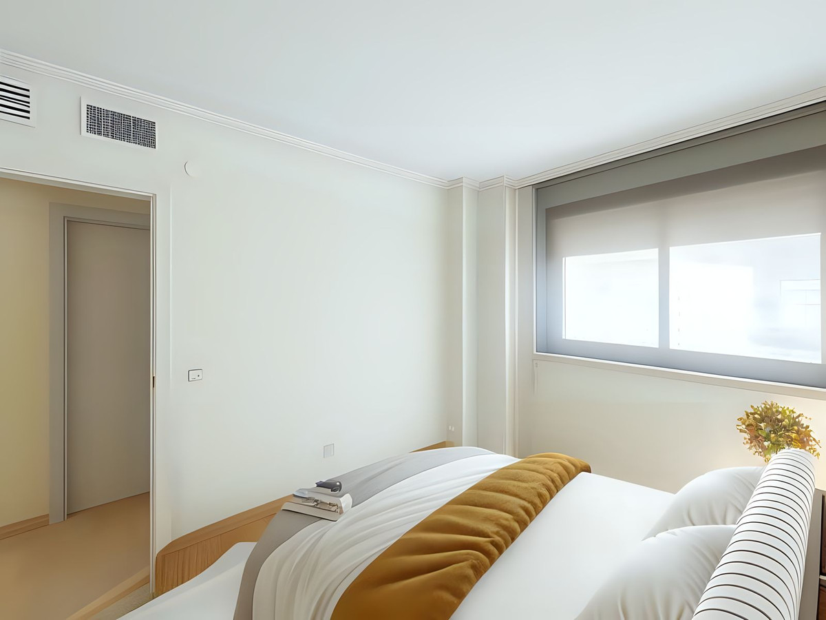 3 Bed Apartment for sale in Estepona Costa Del Sol, Málaga, Spain