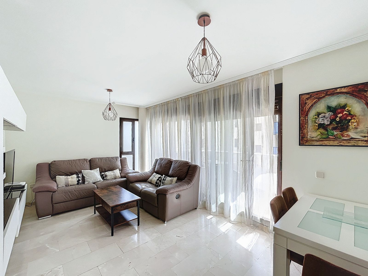 3 Bed Apartment for sale in Estepona Costa Del Sol, Málaga, Spain