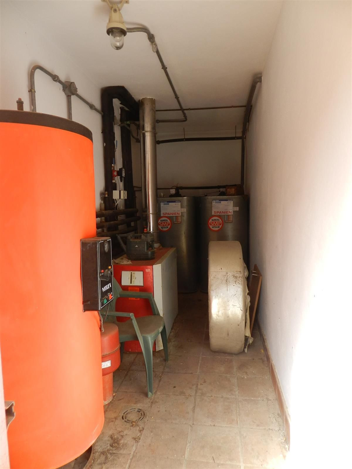 Se vende Villa - Chalet de 4 dormitorios en Costa Del Sol, Cadiz, España